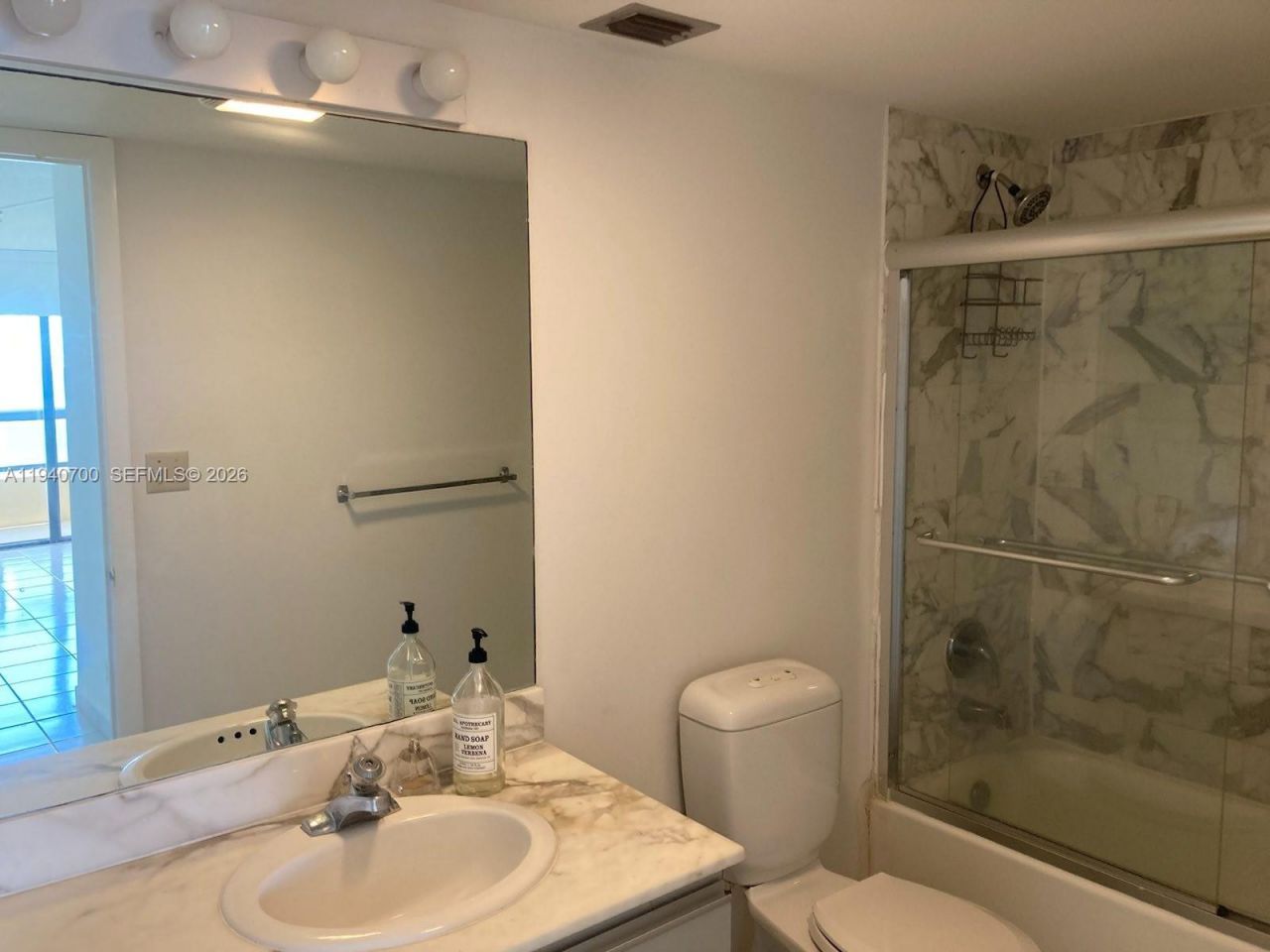 2555 Collins Ave, Unit 1407, Miami Beach, FL 33140 Photo
