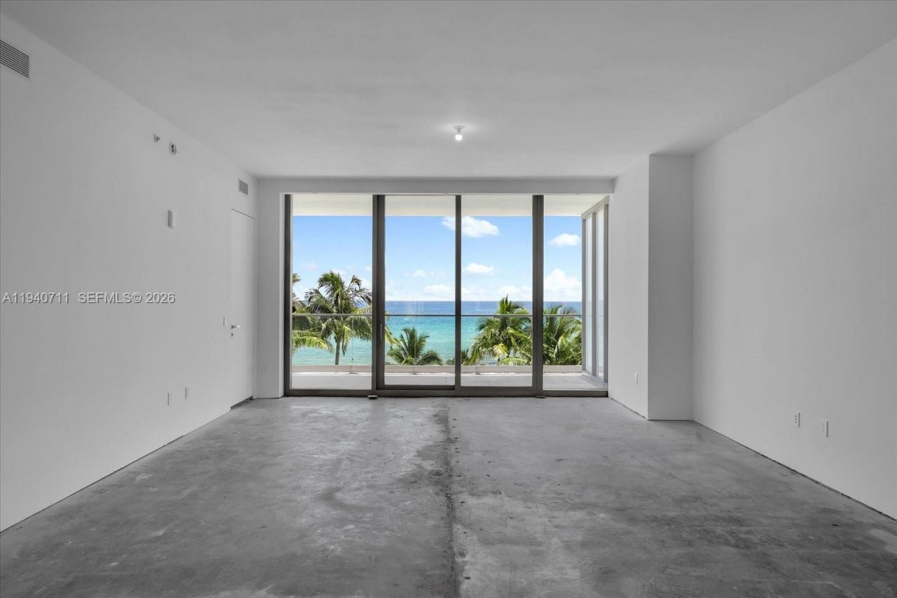 18975 Collins Ave, Unit 302, Sunny Isles Beach, FL 33160 Photo