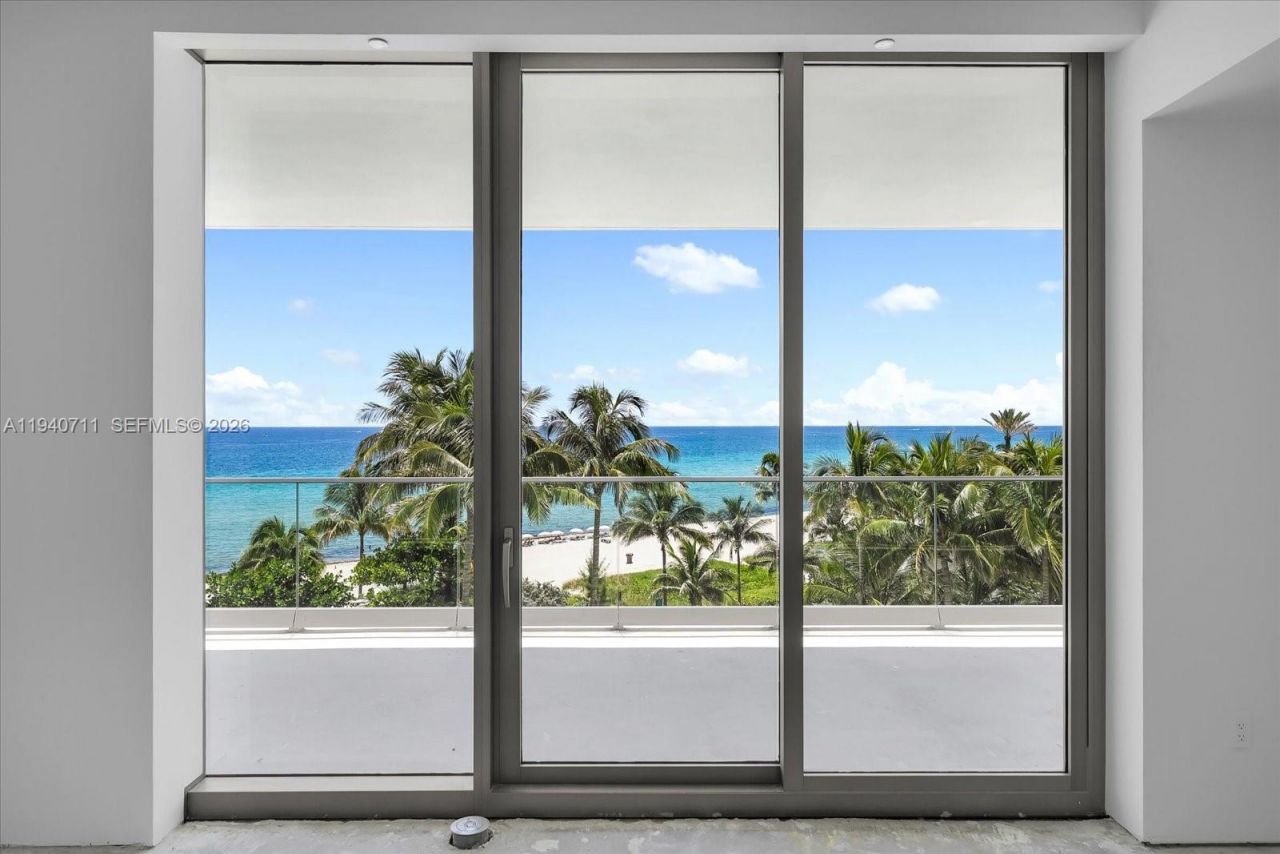 18975 Collins Ave, Unit 302, Sunny Isles Beach, FL 33160 Photo