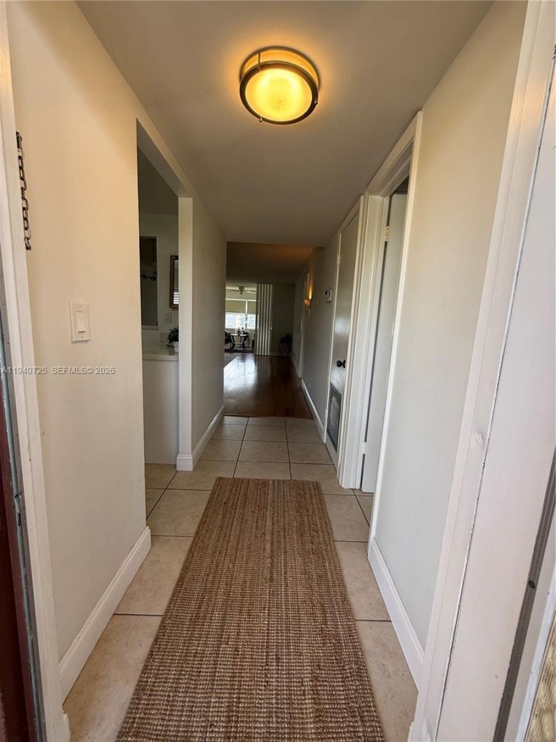 9540 Sunrise Lakes Blvd, Unit 208, Sunrise, FL 33322 Photo