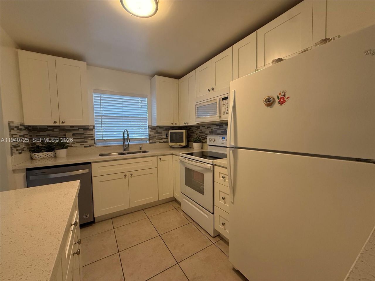 9540 Sunrise Lakes Blvd , Unit 208, Sunrise, FL 33322 Photo