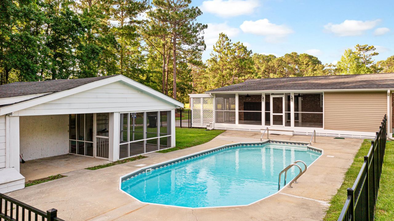 400 Black Oak Road Photo 16