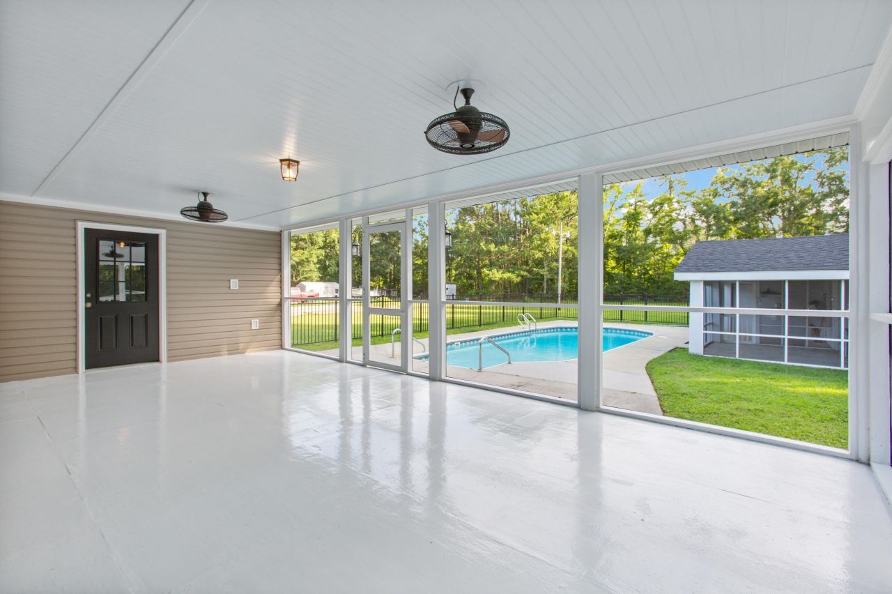 400 Black Oak Road Photo 18