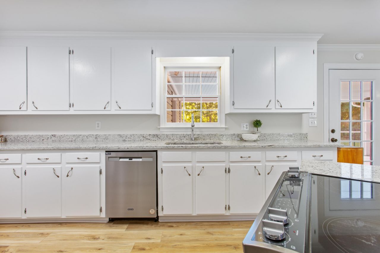 400 Black Oak Road Photo 9