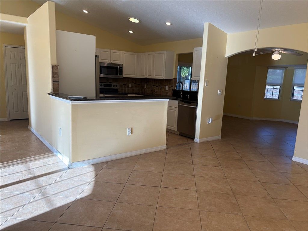 1566 Dewitt Lane, Sebastian, FL 32958 Photo