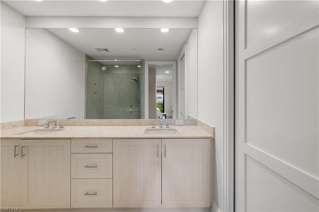 1035 3rd Ave S, Unit 203, Naples, FL 34102 Photo