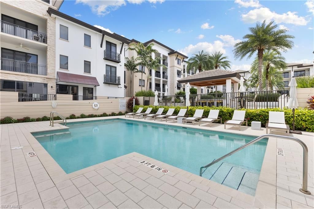 1035 3rd Ave S, Unit 203, Naples, FL 34102 Photo