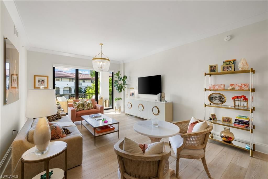 1035 3rd Ave S, Unit 203, Naples, FL 34102 Photo