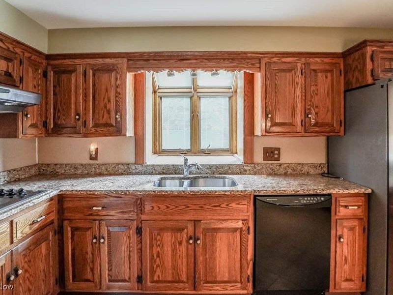 3878 36th Street NW, Canton, OH 44718 Photo 15