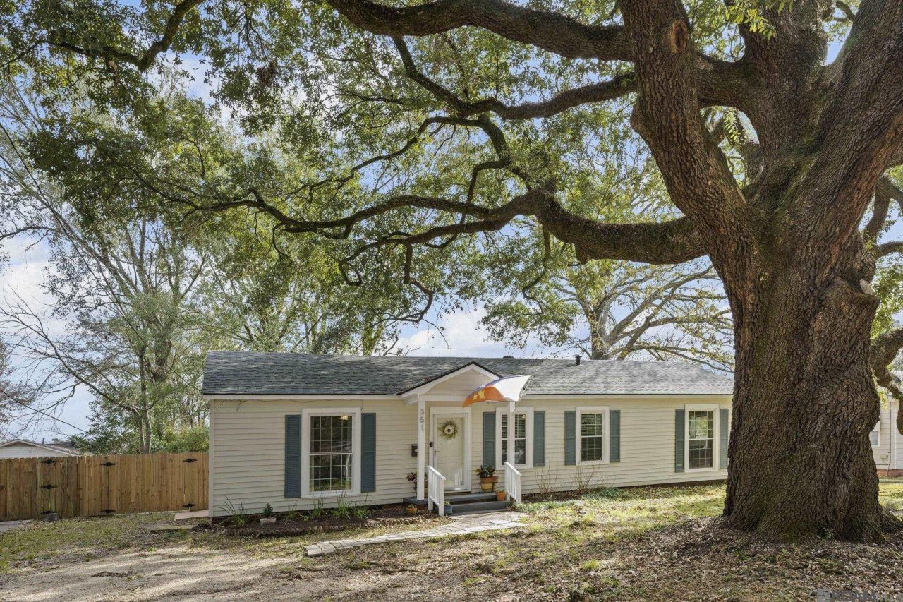 351 S Ardenwood Dr, Baton Rouge, LA 70806 Main Photo