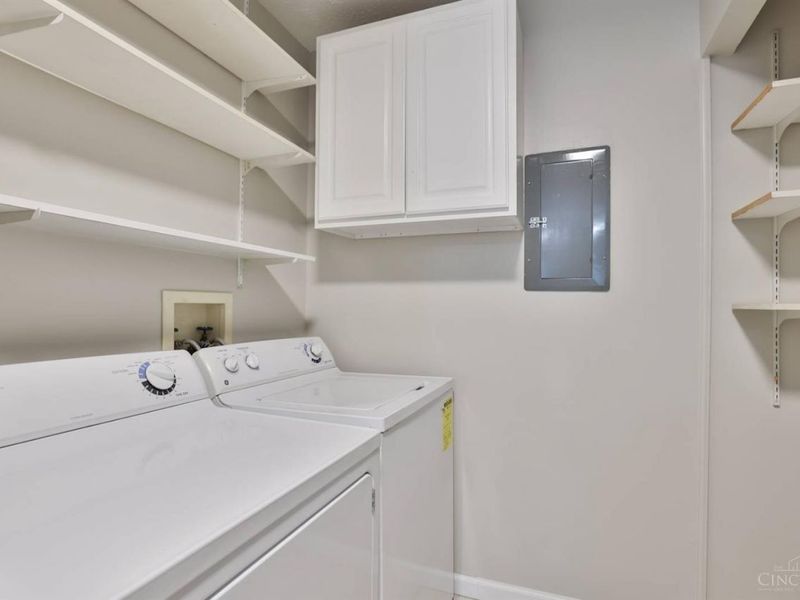 1032 E Crescentville Road, West Chester, OH 45246 Photo 13