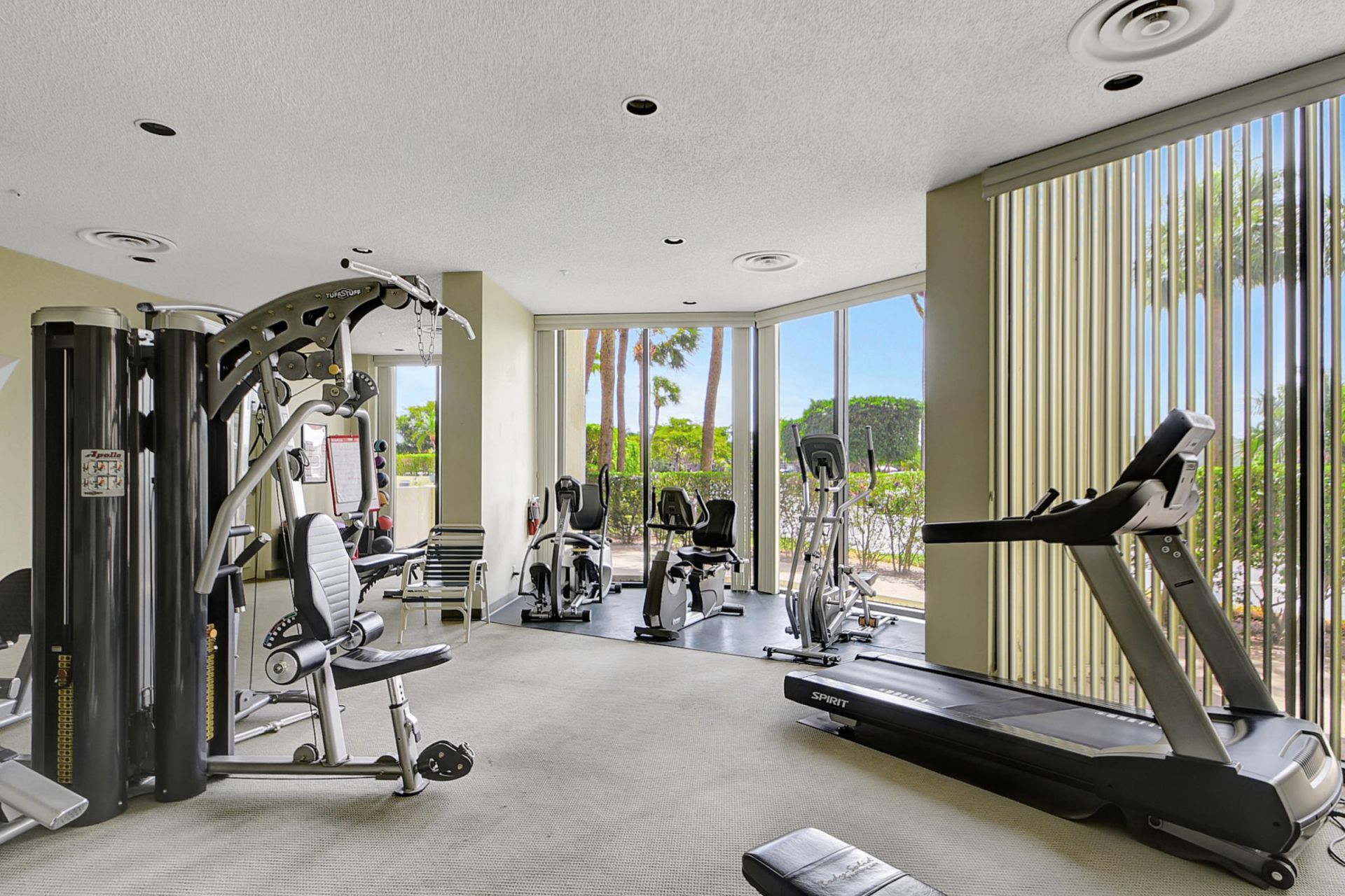 1900 Consulate Place, Unit 206, West Palm Beach, FL 33401 Photo