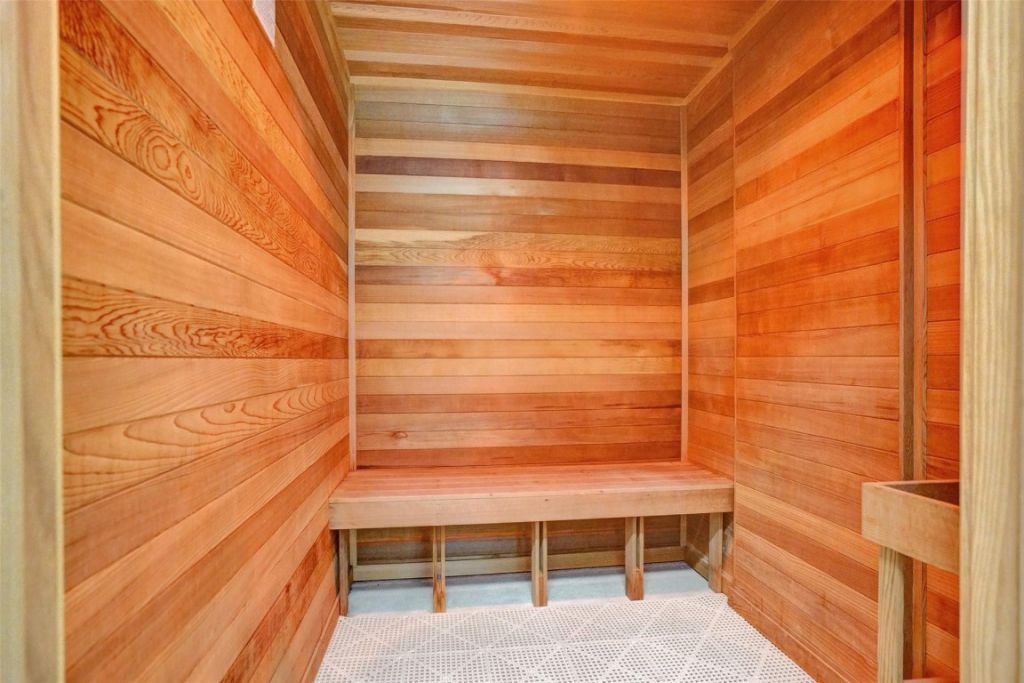 3000 NE 188th Street, Unit 402, Miami, FL 33180 Photo