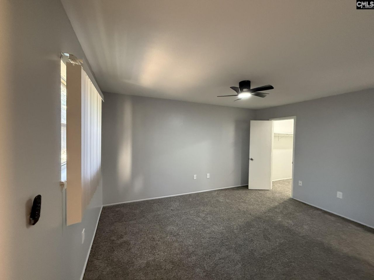 601 Riverhill Circle  Photo 8