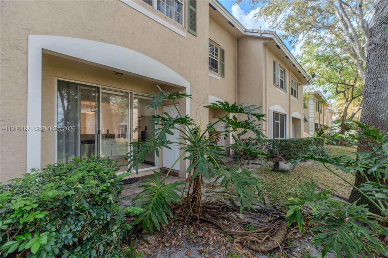 729 NW 42nd Ave , Plantation, FL 33317 Photo