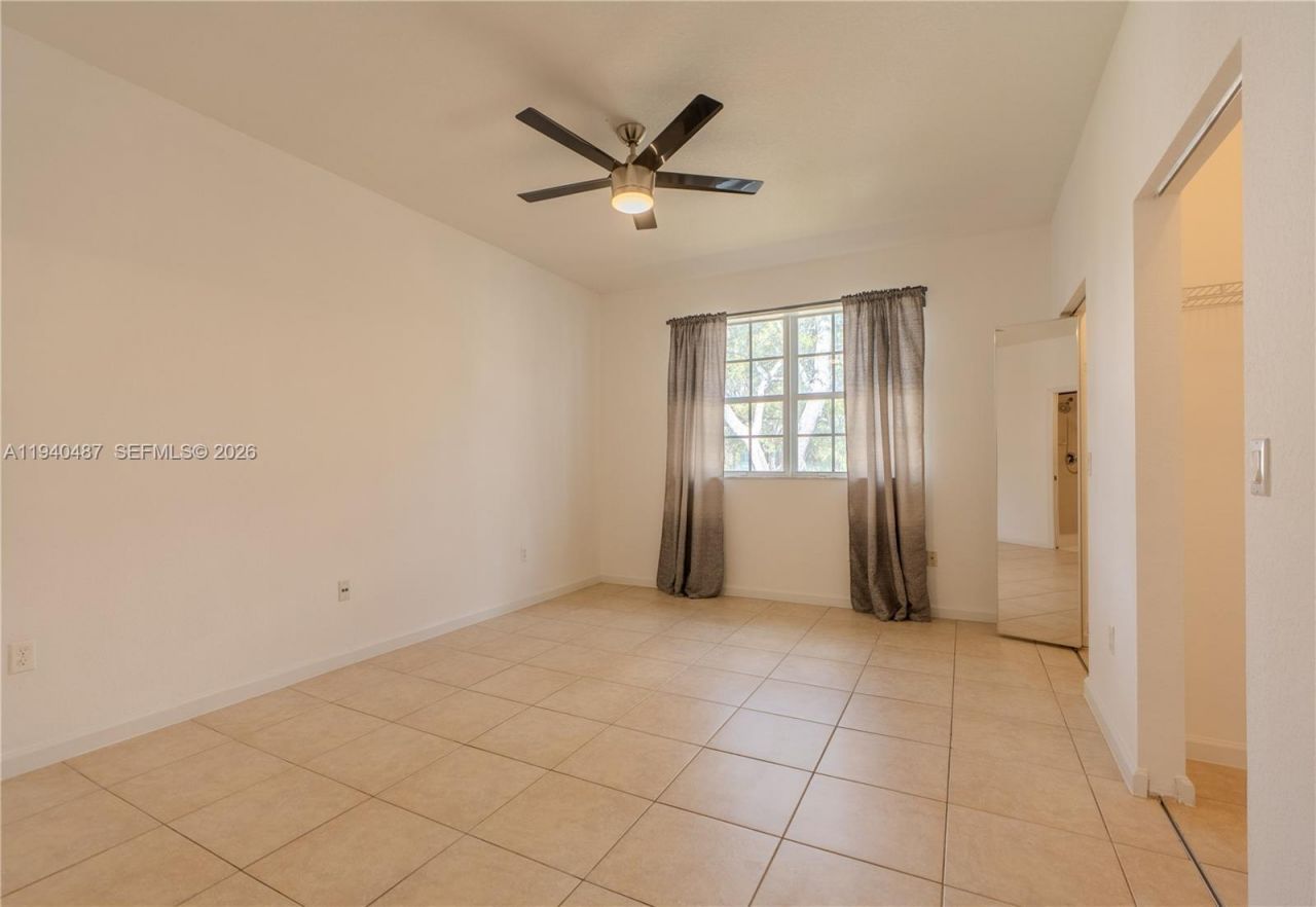 729 NW 42nd Ave, Plantation, FL 33317 Photo