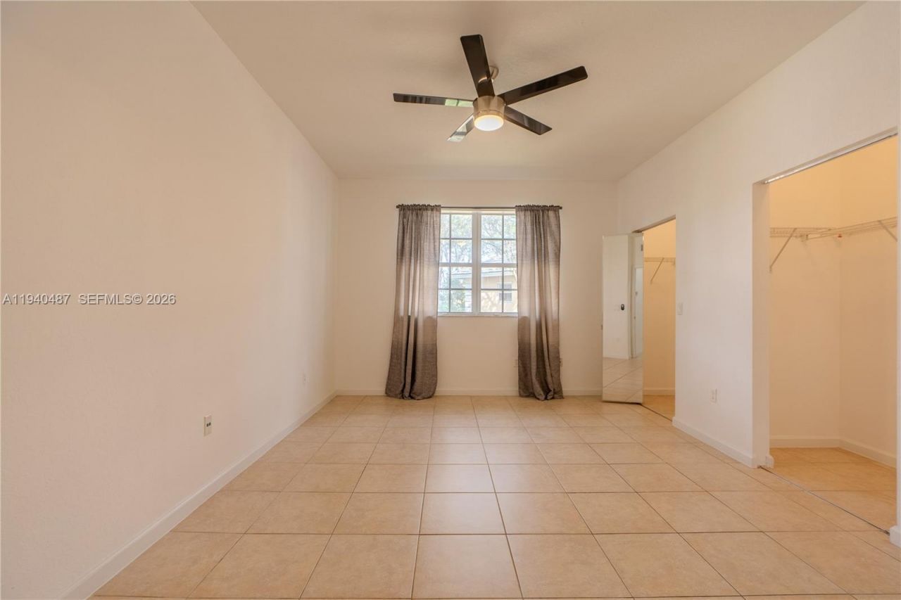 729 NW 42nd Ave, Plantation, FL 33317 Photo