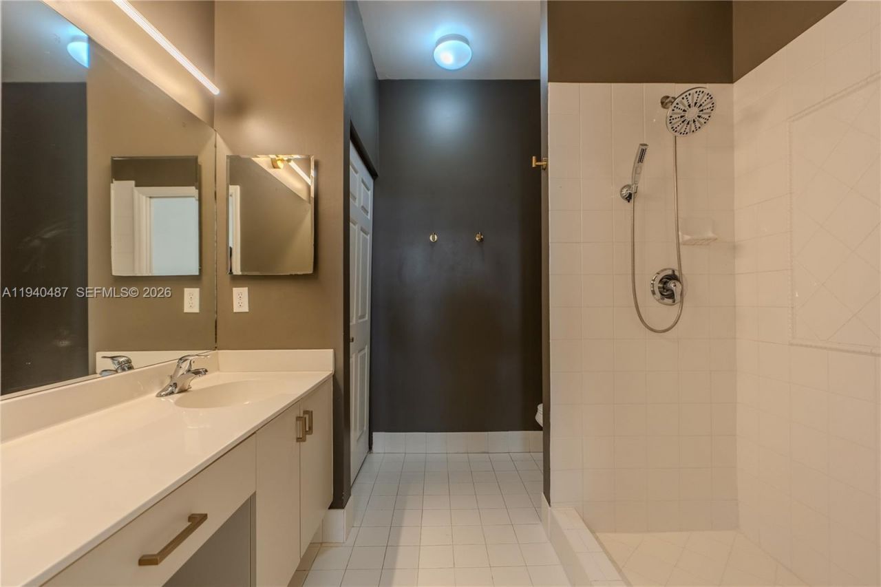 729 NW 42nd Ave , Plantation, FL 33317 Photo