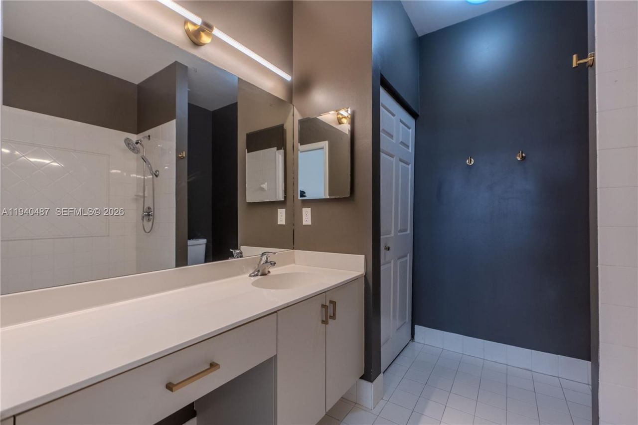 729 NW 42nd Ave , Plantation, FL 33317 Photo