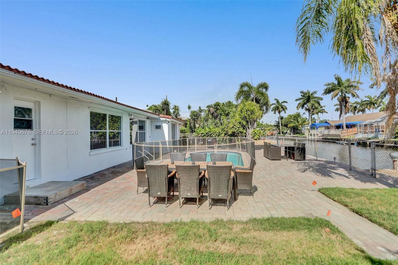 2827 Arthur St, Hollywood, FL 33020 Photo