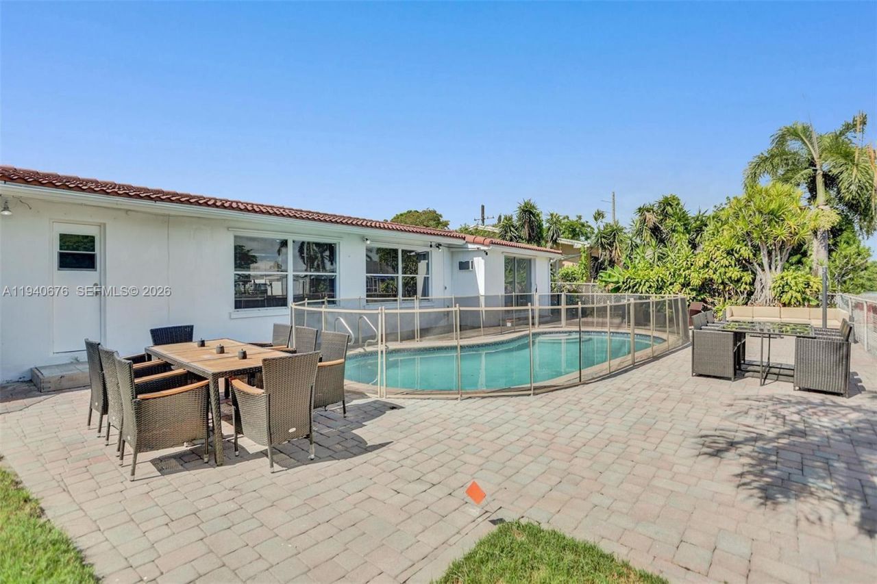 2827 Arthur St, Hollywood, FL 33020 Photo