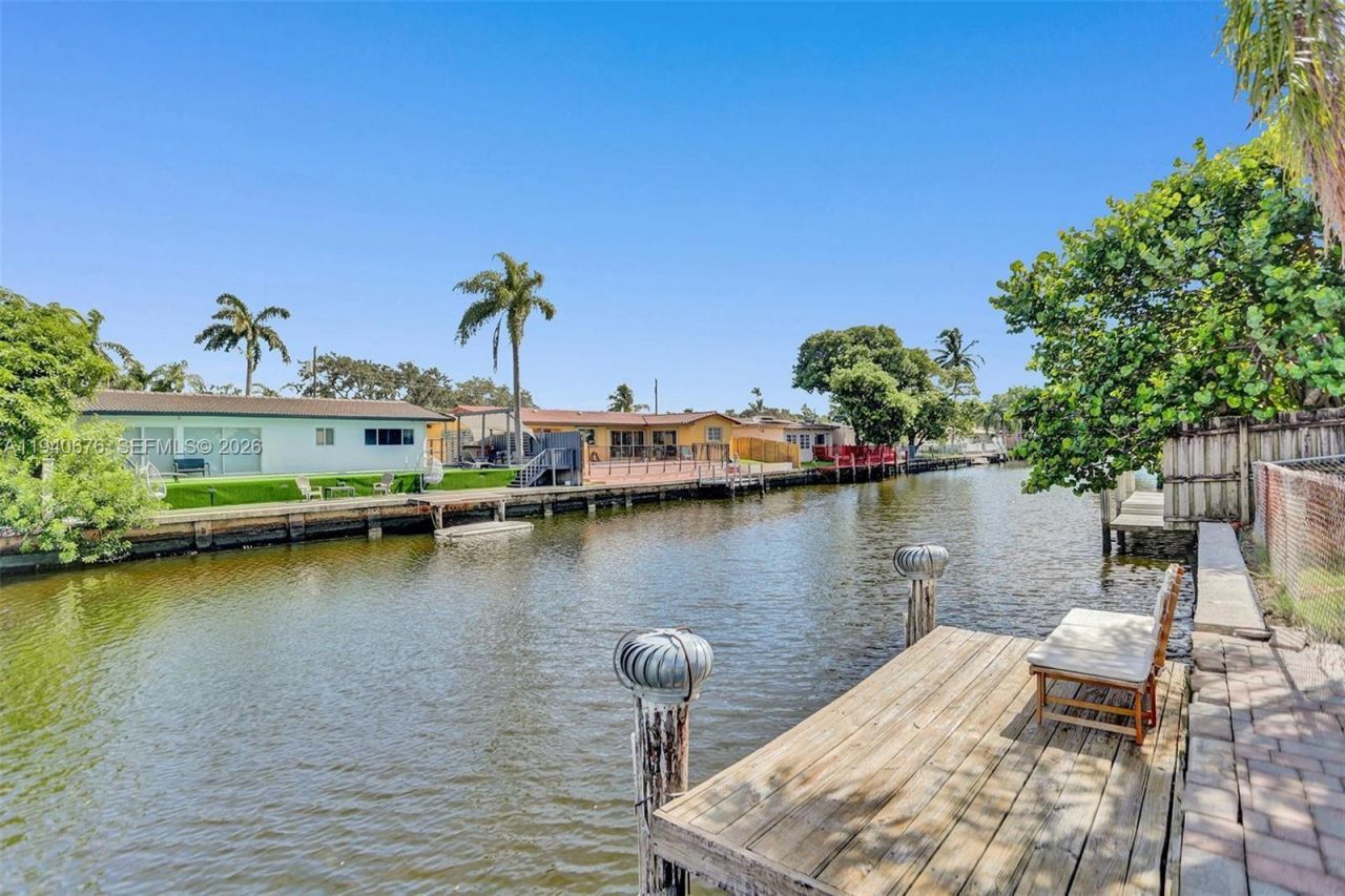 2827 Arthur St, Hollywood, FL 33020 Photo