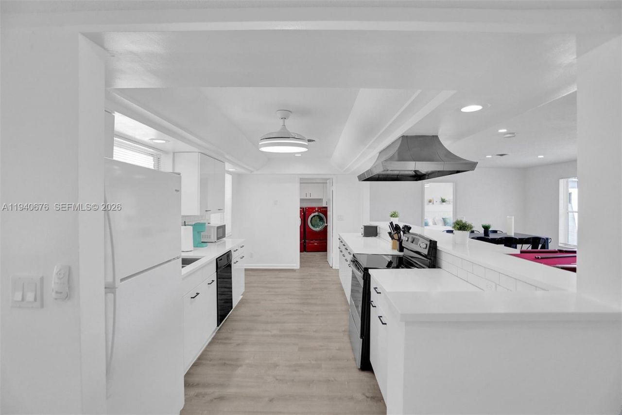 2827 Arthur St, Hollywood, FL 33020 Photo