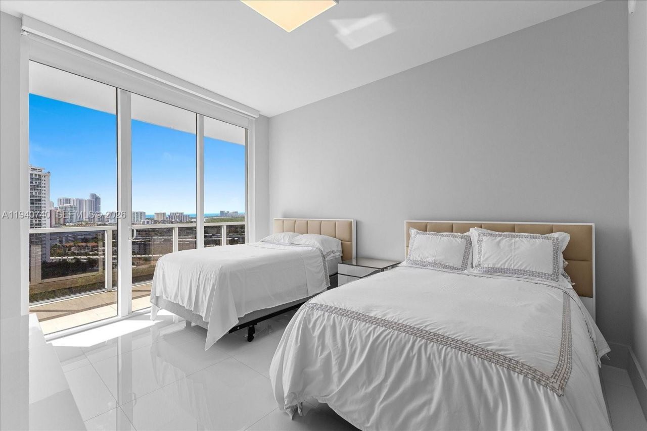 4100 Island Blvd , Unit 1702, Aventura, FL 33160 Photo