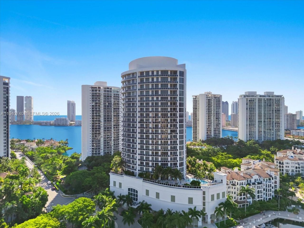 4100 Island Blvd , Unit 1702, Aventura, FL 33160 Photo