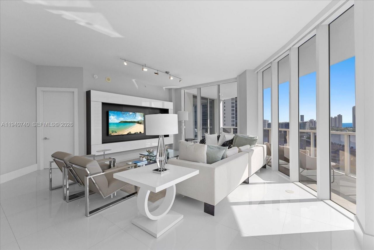 4100 Island Blvd , Unit 1702, Aventura, FL 33160 Photo