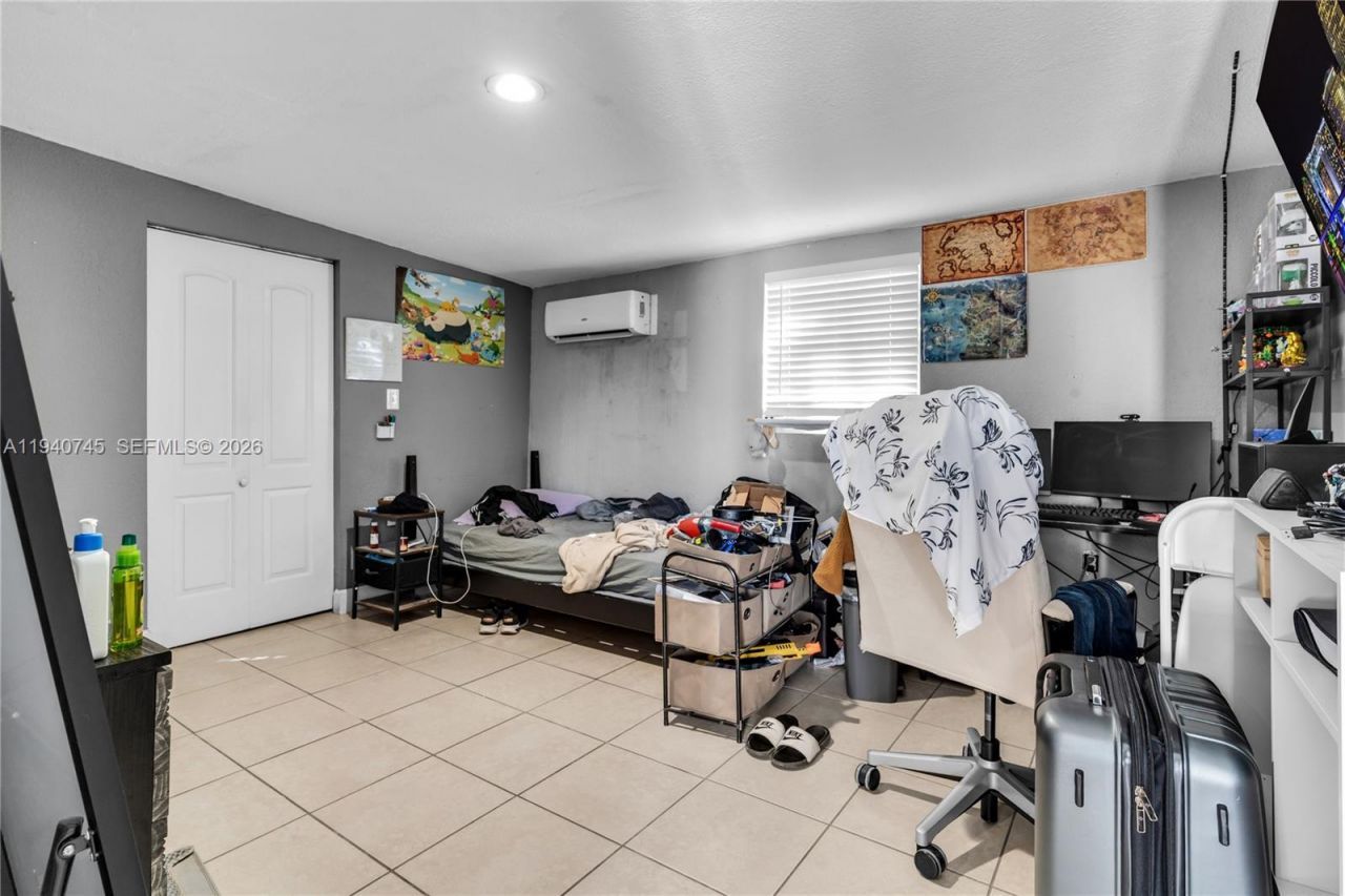 19750 SW 136th St, Miami, FL 33196 Photo