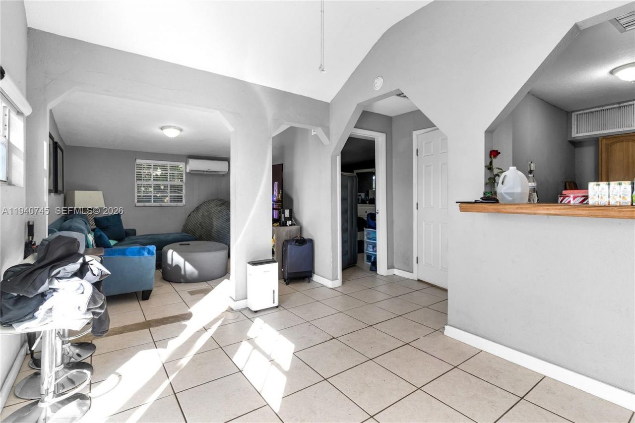 19750 SW 136th St, Miami, FL 33196 Photo