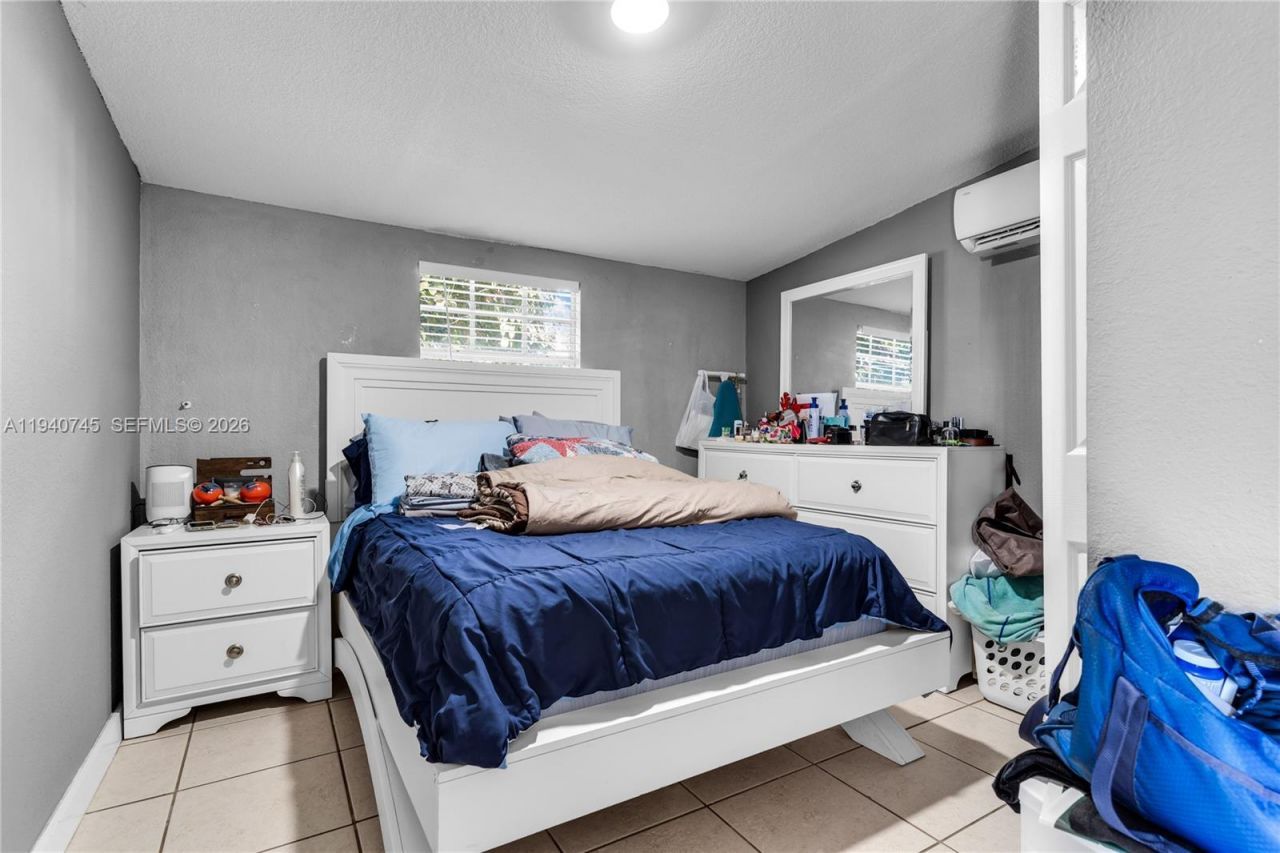 19750 SW 136th St, Miami, FL 33196 Photo