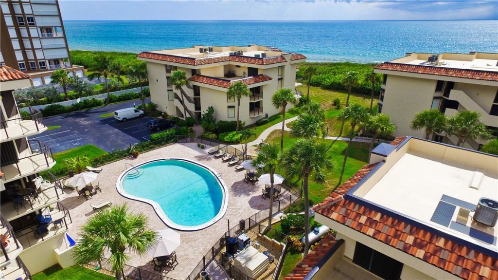 4100 N Highway A1a, Unit 342, Hutchinson Island, FL 34949 Photo