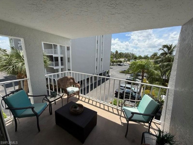 2875 Palm Beach Blvd , Unit 206, Fort Myers, FL 33916 Photo