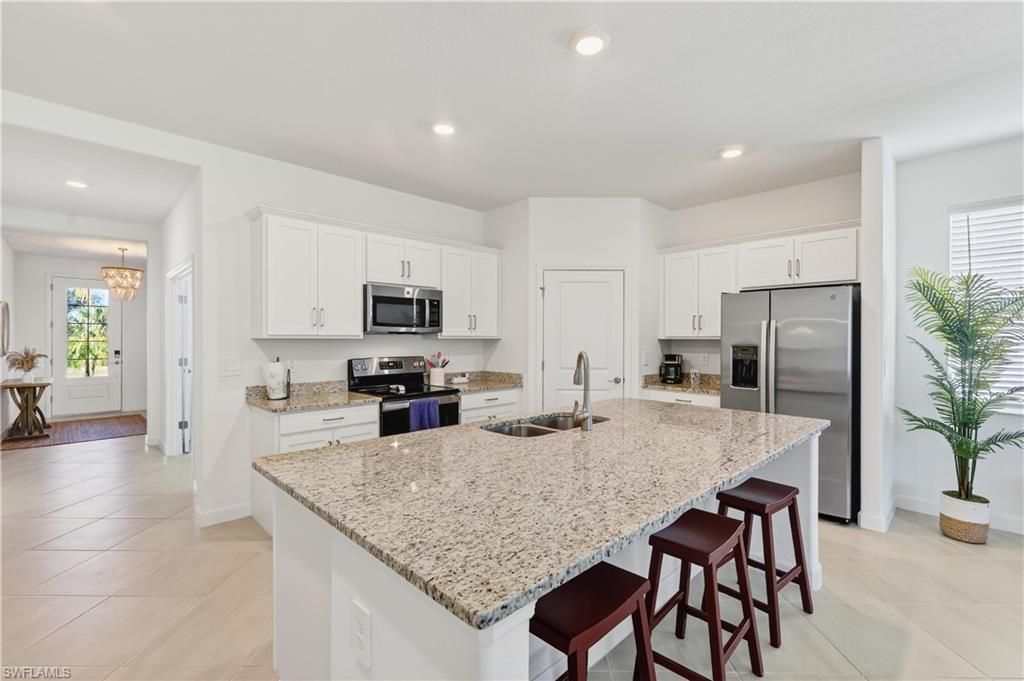 3338 Weston Manor Dr, Alva, FL 33920 Photo