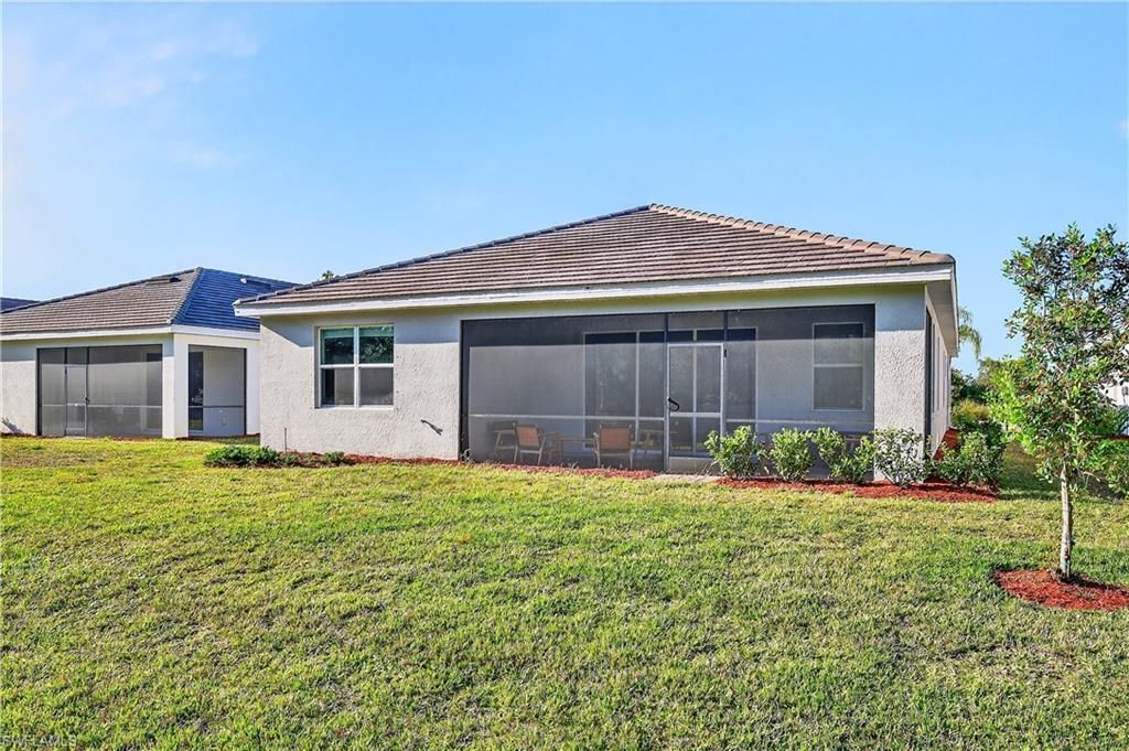 3338 Weston Manor Dr, Alva, FL 33920 Photo