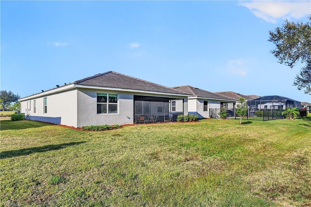 3338 Weston Manor Dr, Alva, FL 33920 Photo