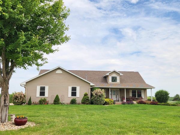2699 Ridge Road, Marshalltown, IA 50158