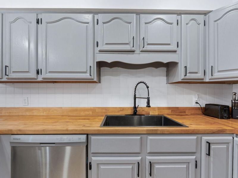 12160 Pamela Drive, Kenton, OH 43326 Photo 15