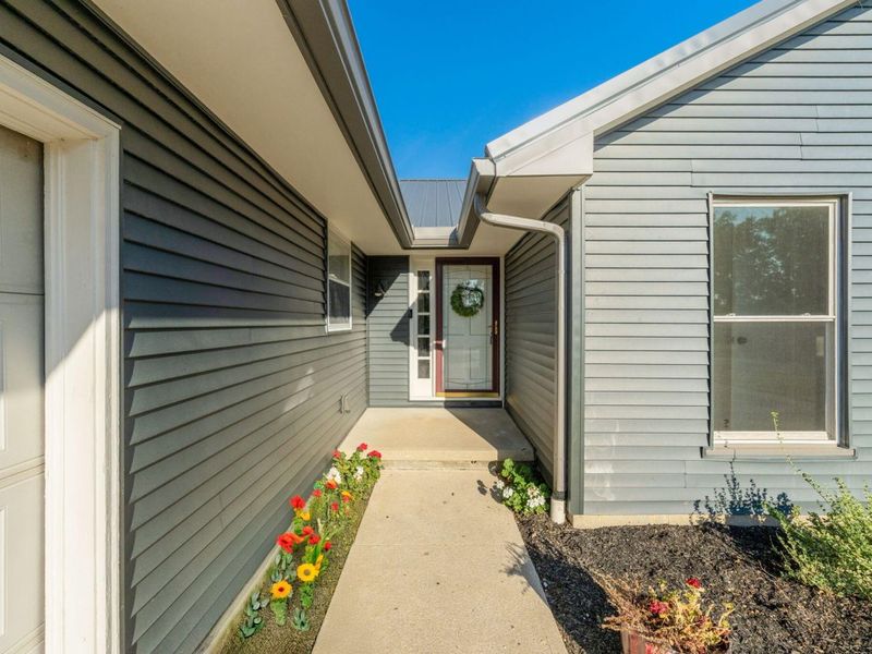 12160 Pamela Drive, Kenton, OH 43326 Photo 3