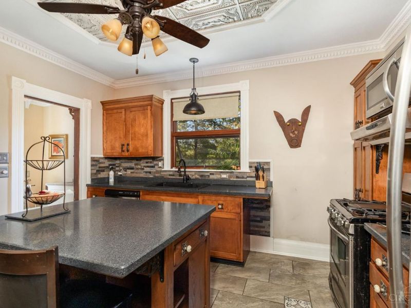 7027 Gracely Drive, Cincinnati, OH 45233 Photo 12