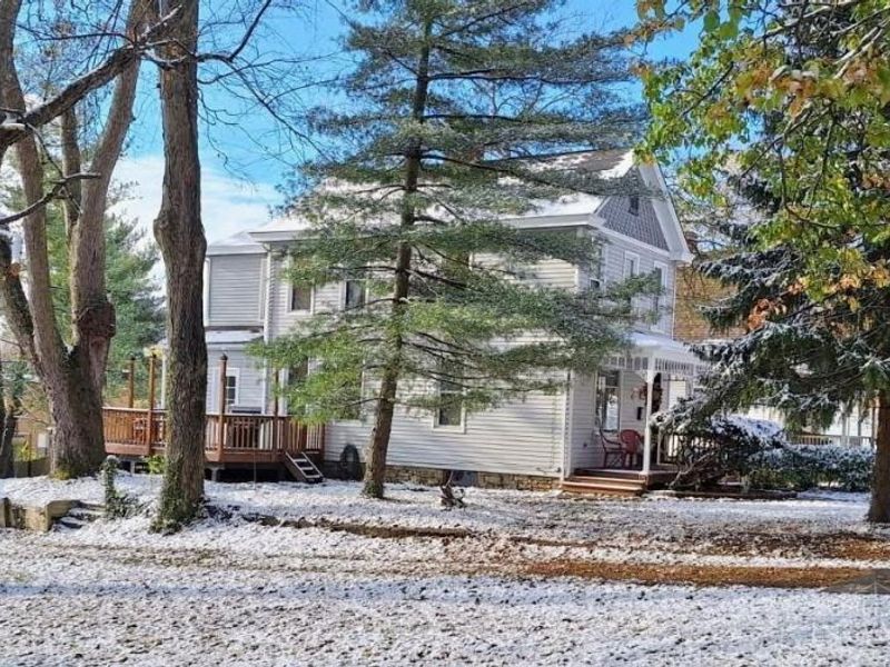 7027 Gracely Drive, Cincinnati, OH 45233 Photo 2