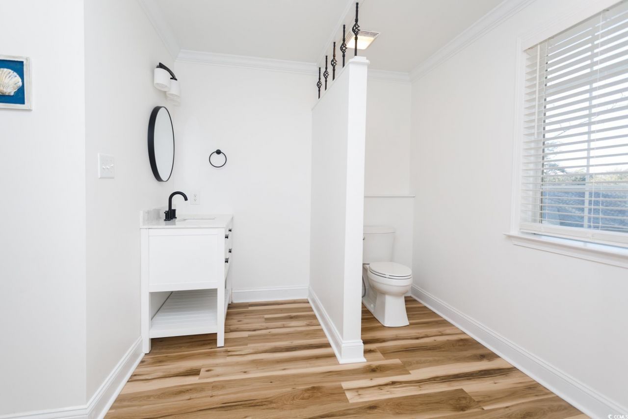 837 Flicker Pl. Photo 26