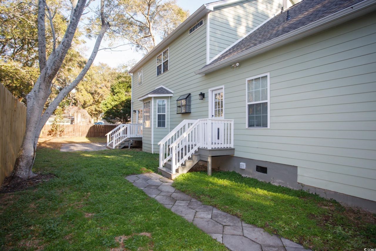 837 Flicker Pl. Photo 37