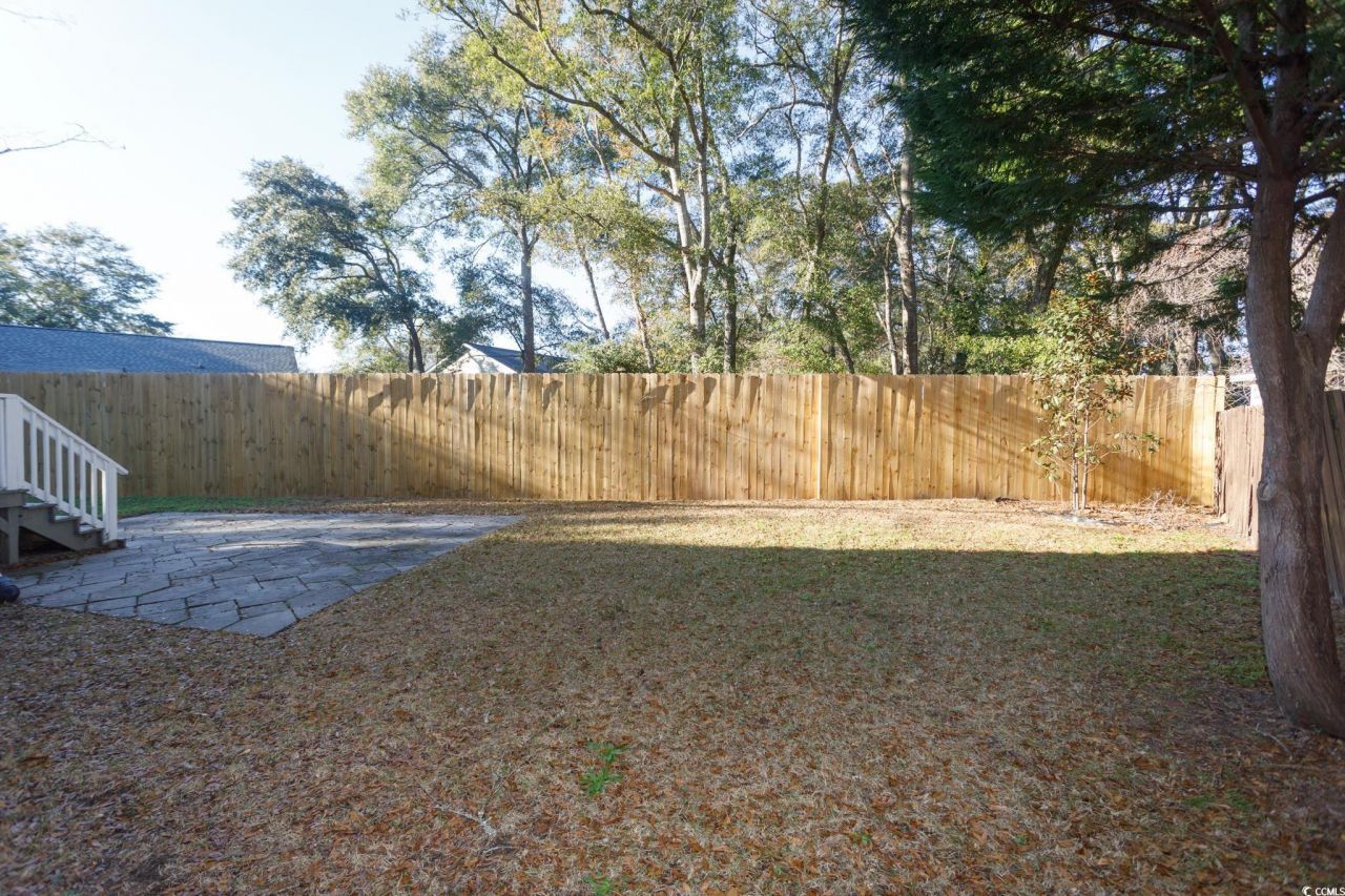 837 Flicker Pl. Photo 38