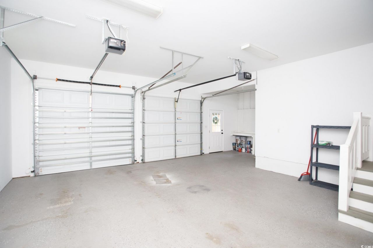 837 Flicker Pl. Photo 40