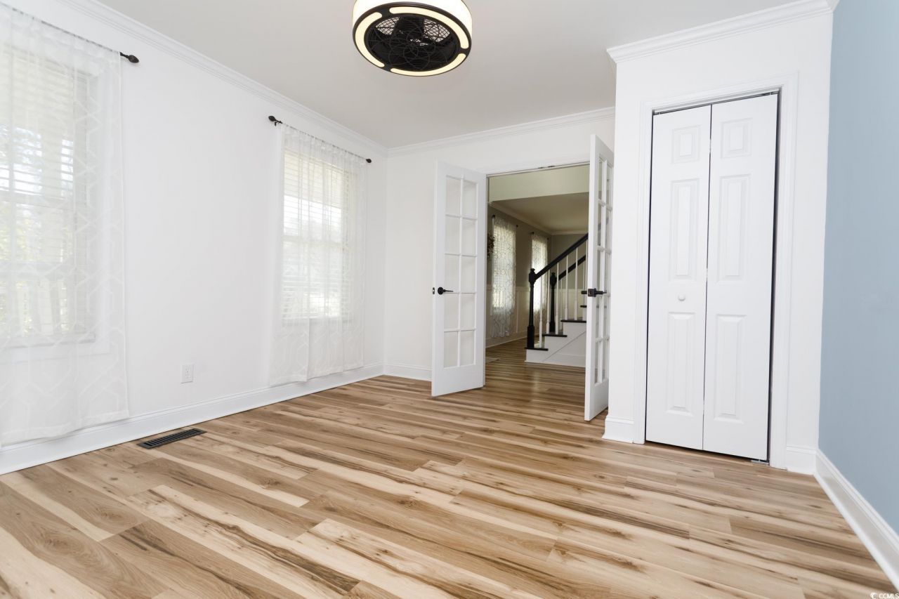 837 Flicker Pl. Photo 6