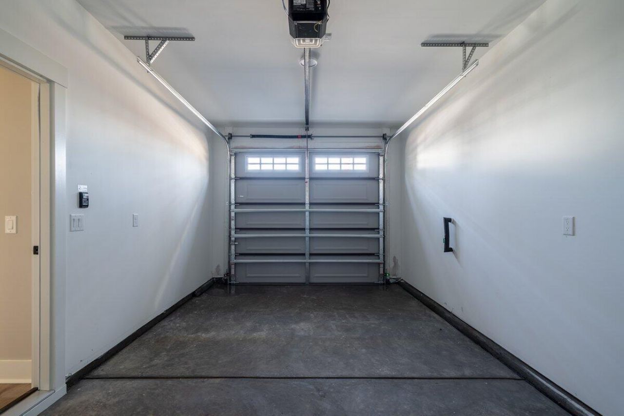 1413 Sumner Avenue Photo 21