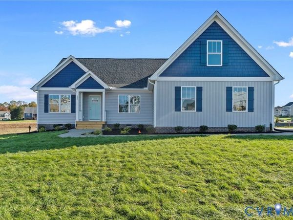 4324 Poplar Village Drive, Chester, VA 23831